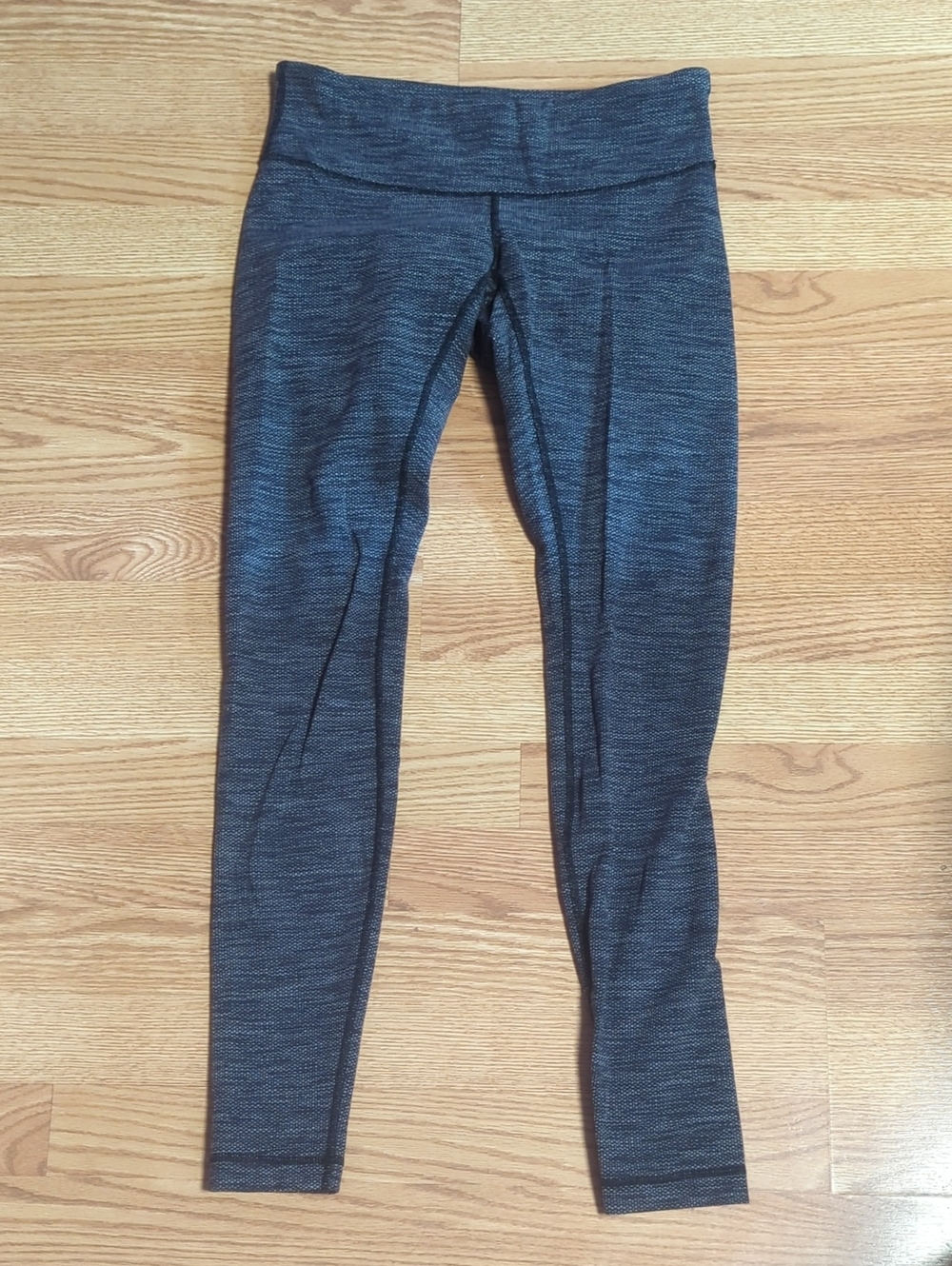 Lululemon Grey flecked Tights